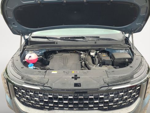 Used 2025 Kia Carnival SX Prestige FWD image 18