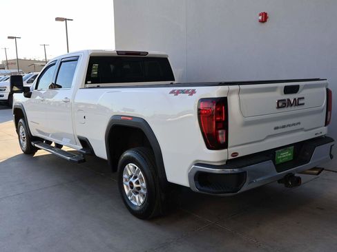 Used 2023 GMC Sierra 2500 SLE w/ SLE Convenience Package image 3