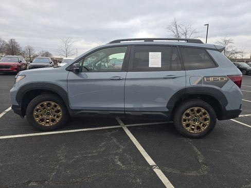 Certified 2022 Honda Passport TrailSport image 16