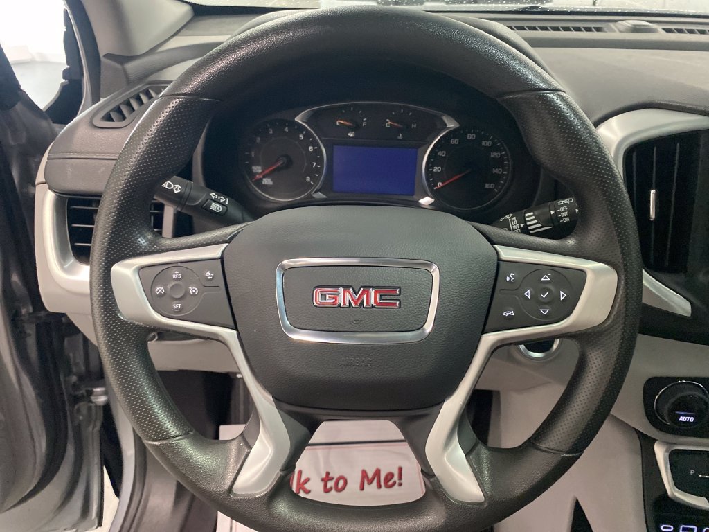 Used 2024 GMC Terrain SLE w/ Driver Convenience Package FWD image 18