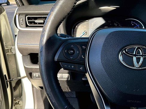 Used 2020 Toyota RAV4 XSE image 17