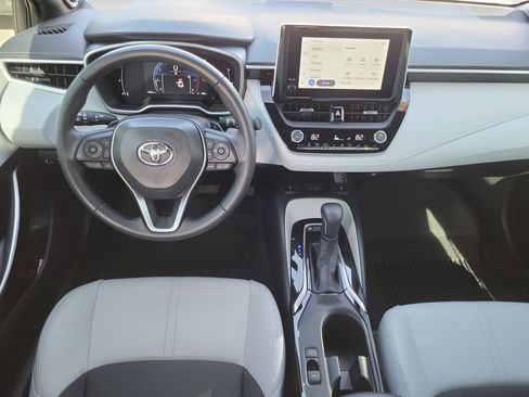 Certified 2025 Toyota Corolla XSE image 20