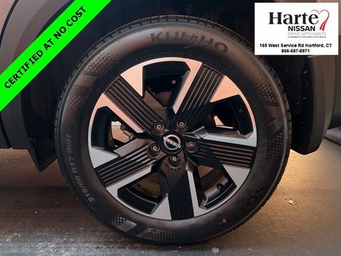 Used 2025 Nissan Kicks SV image 13