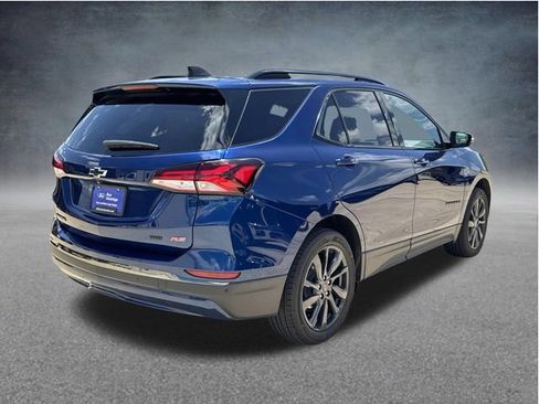 Used 2023 Chevrolet Equinox RS w/ RS Leather Package AWD/4WD image 9