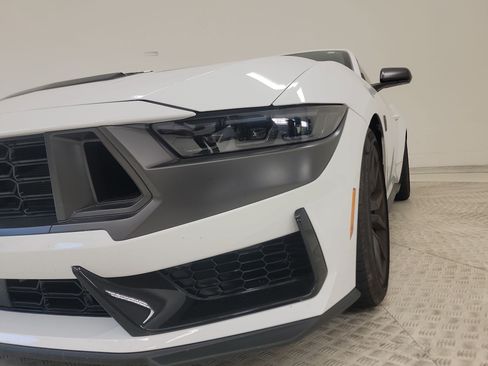 Used 2024 Ford Mustang Dark Horse RWD image 9