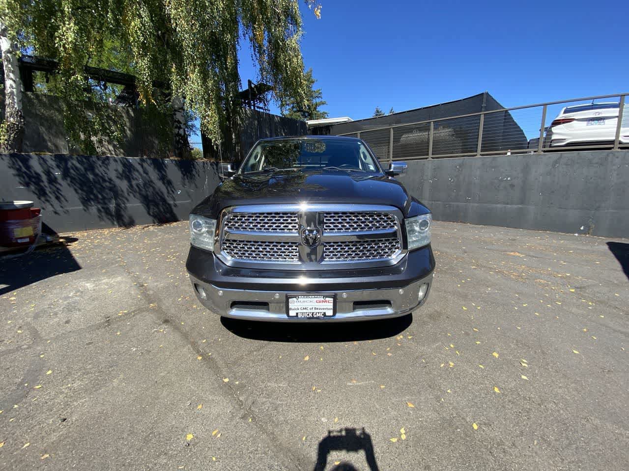 Used 2014 RAM 1500 Laramie w/ Convenience Group AWD/4WD image 9