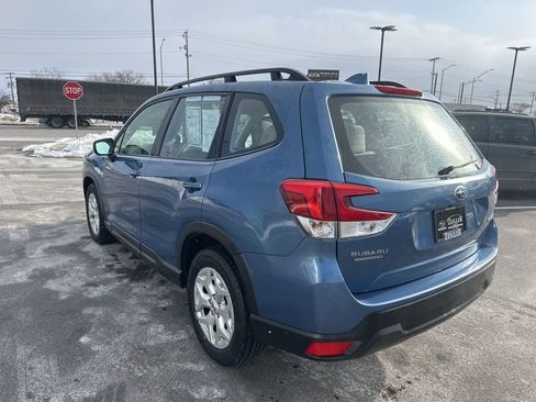Used 2022 Subaru Forester Base image 4