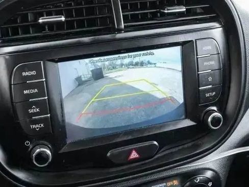 Used 2021 Kia Soul S image 26