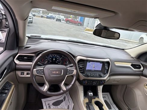 Used 2019 GMC Acadia Denali image 13