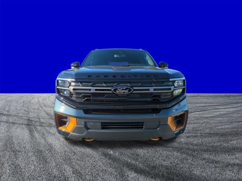 New 2025 Ford Expedition Tremor image 9