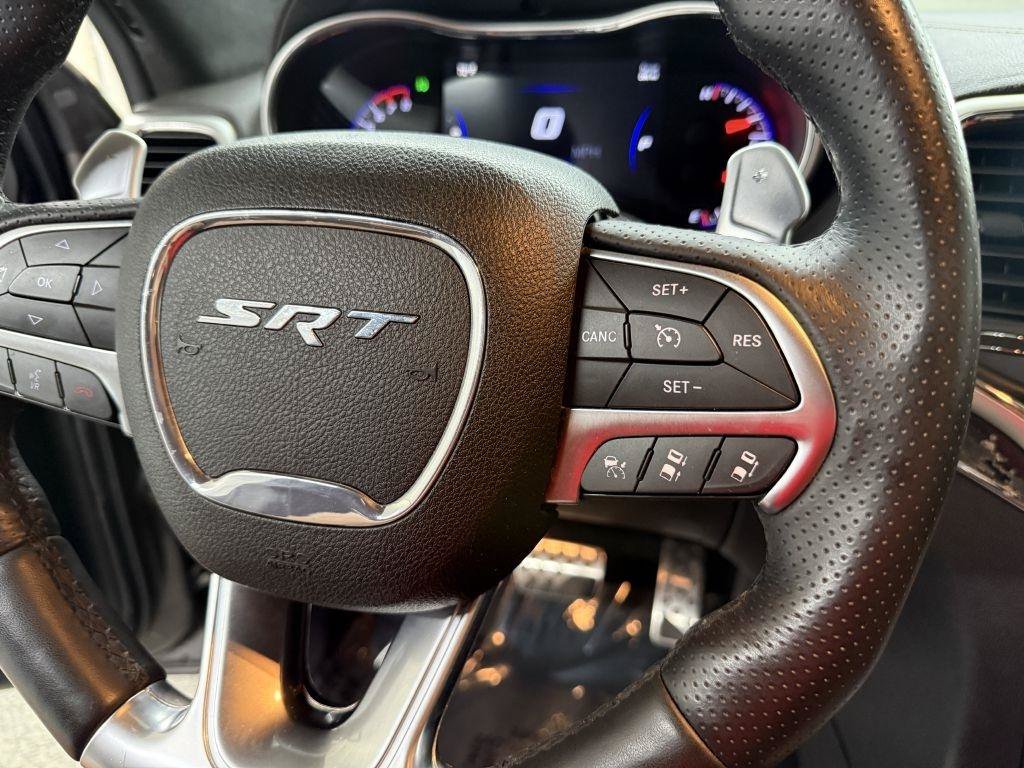 Used 2015 Jeep Grand Cherokee SRT AWD/4WD image 19