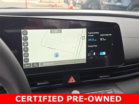 Certified 2025 Hyundai Elantra SEL image 22