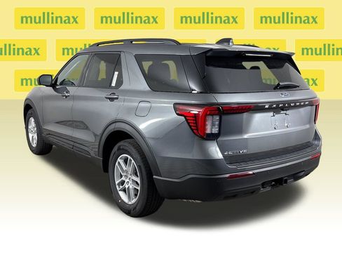 New 2026 Ford Explorer Active RWD image 10