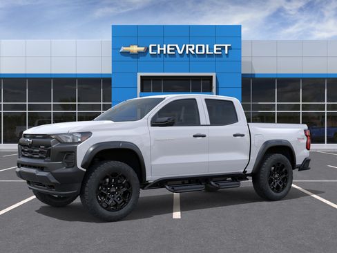New 2026 Chevrolet Colorado Trail Boss AWD/4WD image 2