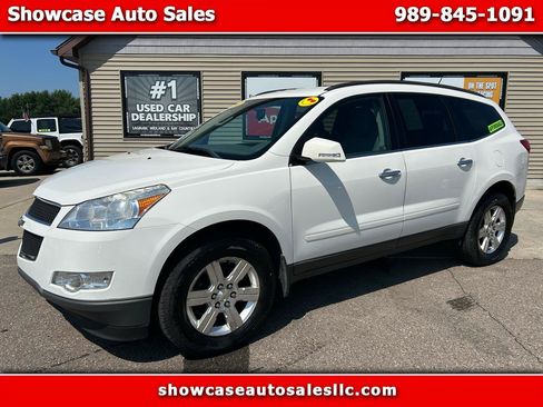 Used 2012 Chevrolet Traverse LT FWD image 1
