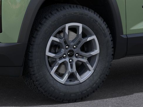 New 2026 Chevrolet Equinox ACTIV w/ LPO, Floor Liner Package AWD/4WD image 33