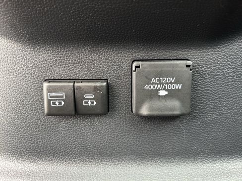 Certified 2022 Toyota Tundra TRD Pro AWD/4WD image 19