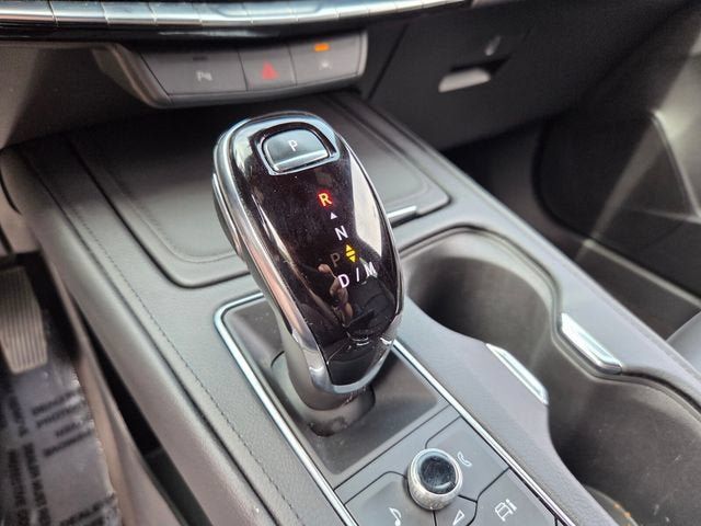 Used 2024 Cadillac XT4 Premium Luxury FWD image 22