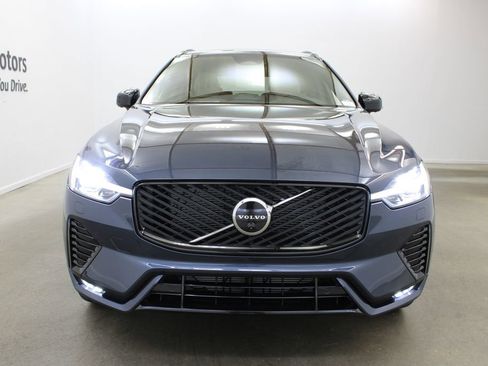 New 2026 Volvo XC60 B5 Plus w/ Protection Package Premier AWD/4WD image 7