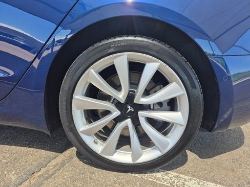 Used 2019 Tesla Model 3 Long Range AWD/4WD image 23