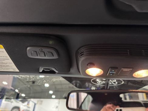 Used 2017 Ford Mustang GT Premium w/ GT Performance Package image 4