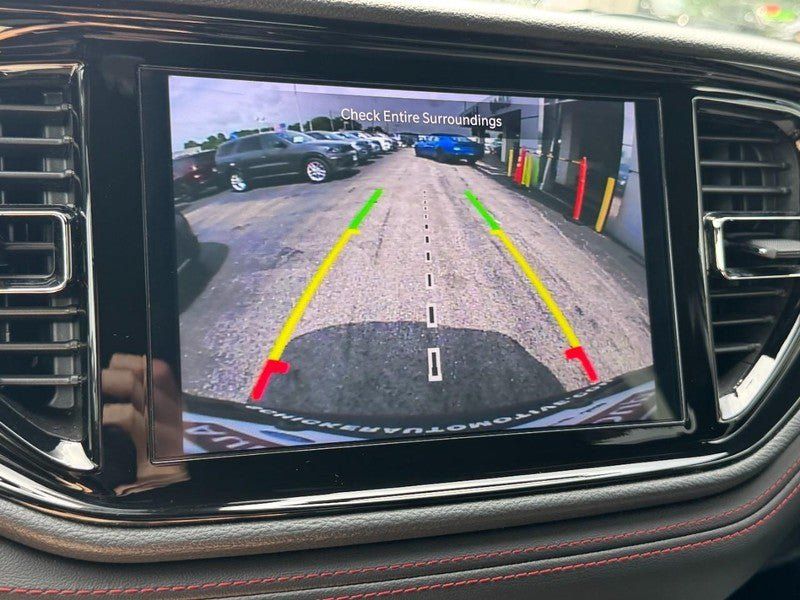 Used 2025 Dodge Durango GT AWD/4WD image 26
