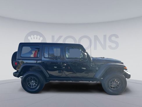 Used 2023 Jeep Wrangler Willys image 8