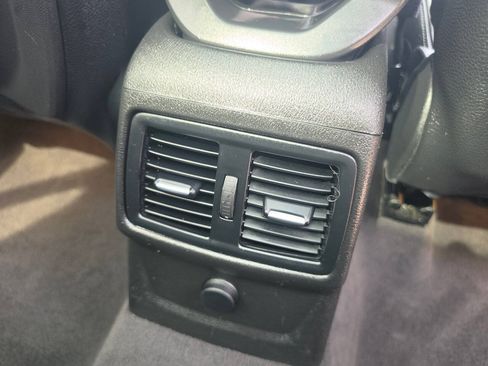 Used 2017 BMW X1 xDrive28i AWD/4WD image 31