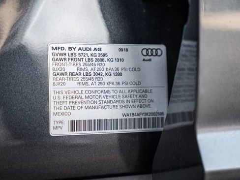 Used 2019 Audi SQ5 Premium Plus w/ Premium Plus Package image 90