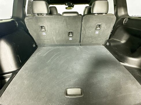 Certified 2023 Jeep Grand Cherokee Altitude AWD/4WD image 31