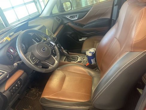 Used 2022 Subaru Forester Touring image 5