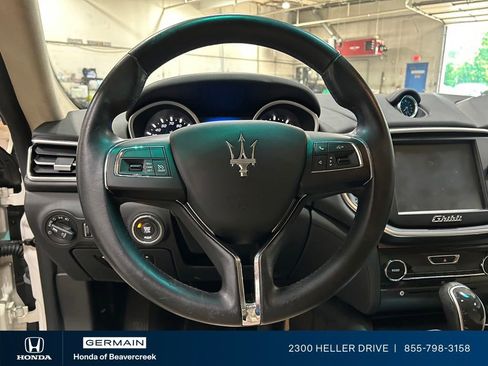 Used 2016 Maserati Ghibli RWD image 16