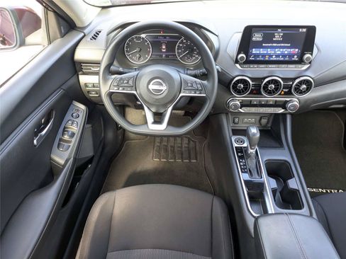 Used 2025 Nissan Sentra SV FWD image 17