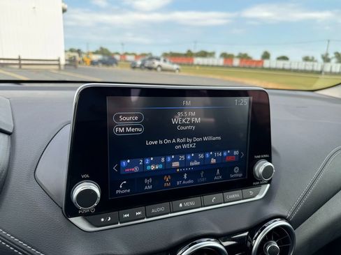 Used 2023 Nissan Sentra SV image 20