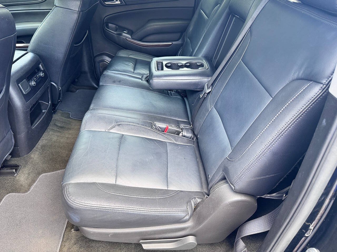 Used 2018 GMC Yukon XL SLE w/ SLE Value Package AWD/4WD image 5