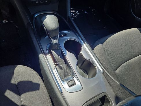 Used 2024 Chevrolet Malibu LT FWD image 30