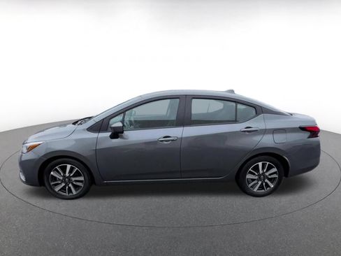 Used 2025 Nissan Versa SV FWD image 8