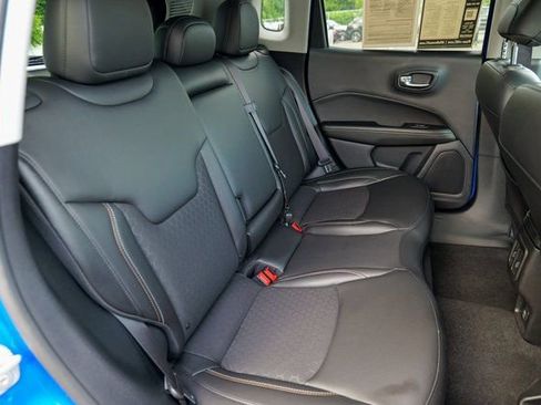 Used 2021 Jeep Compass Latitude image 29