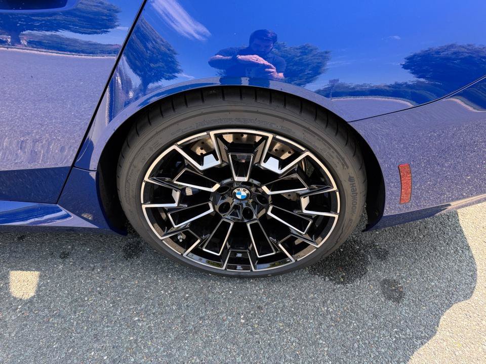 New 2027 BMW M5 Touring AWD/4WD image 22