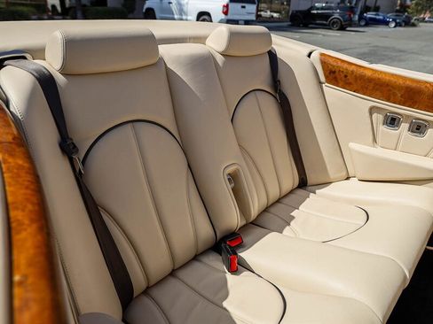 Used 2000 Rolls-Royce Corniche RWD image 21