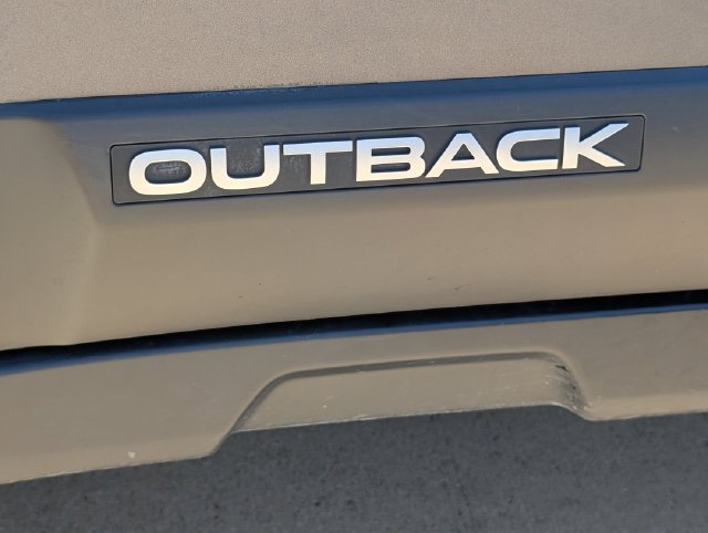 Used 2013 Subaru Outback 2.5i Limited w/ Moonroof Pkg AWD/4WD image 45