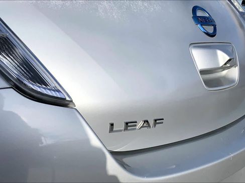 Used 2012 Nissan Leaf SL image 30