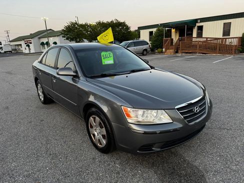 Used 2009 Hyundai Sonata GLS FWD image 2