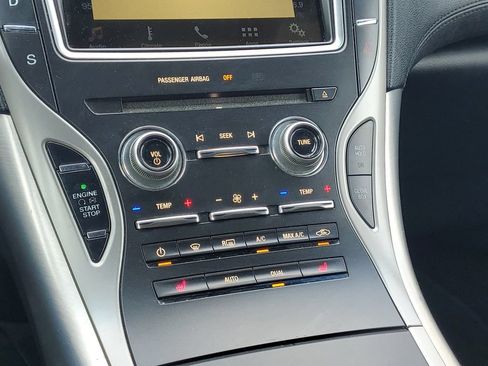 Used 2016 Lincoln MKX Premiere FWD image 25