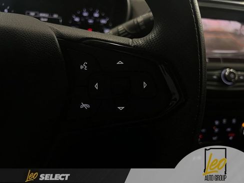 Used 2022 Chevrolet TrailBlazer LT FWD image 22