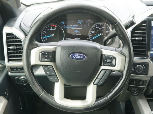 Used 2022 Ford F350 Lariat w/ Lariat Ultimate Package AWD/4WD image 26