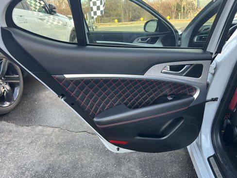 Used 2023 Genesis G70 3.3T w/ Sport Prestige Package image 14