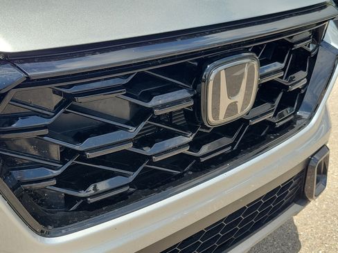 Used 2025 Honda CR-V Sport image 13