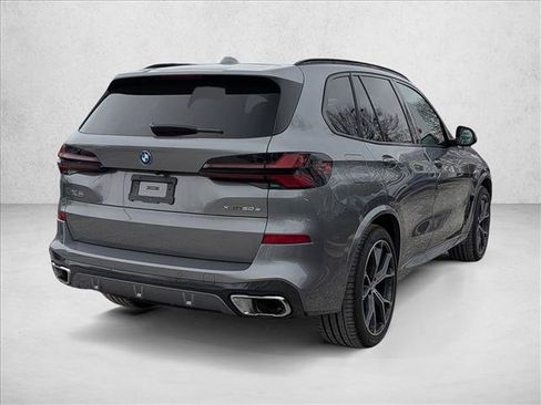 Used 2026 BMW X5 xDrive50e w/ M Sport Package AWD/4WD image 2