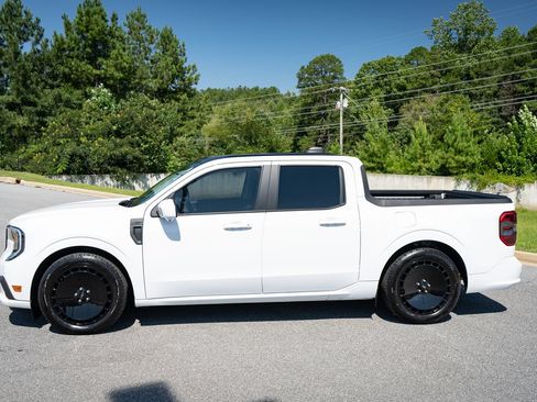 Used 2025 Ford Maverick Lobo AWD/4WD image 5